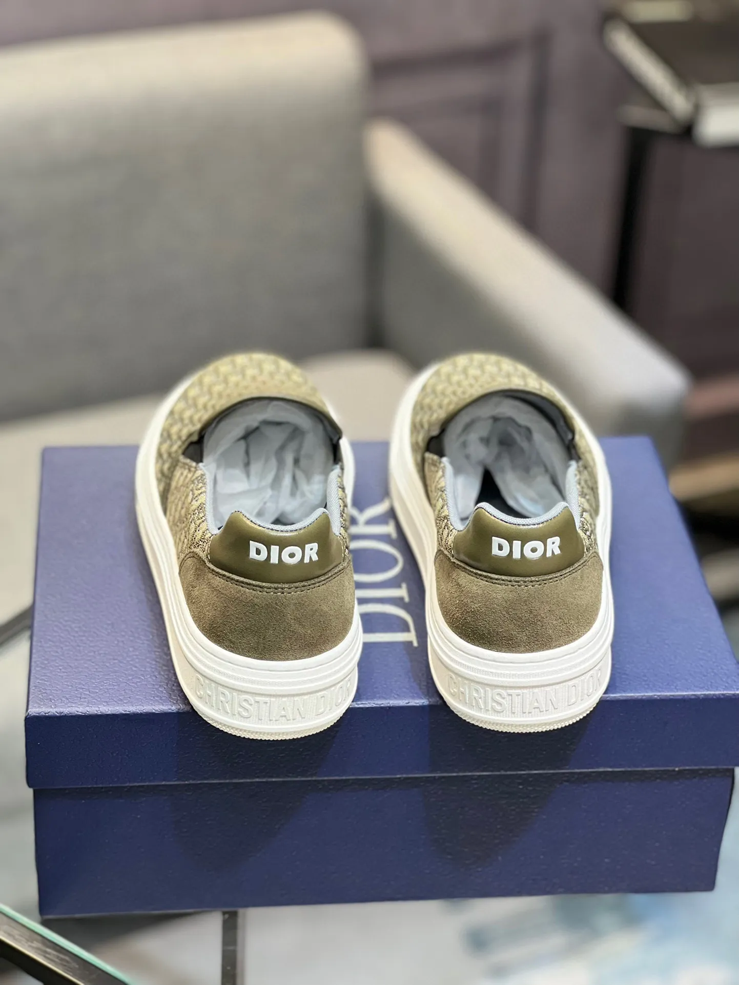 Men's shoes 💰380 The latest DiOr shipment, using imported top-grade jacquard fabric with cowhide design 👍 Breathable mesh lining, comfortable to wear, lightweight, original last mold, official website 1:1, private mold outsole, non-slip, color, multiple colors available, code number 38 to 44 (45 can be ordered)